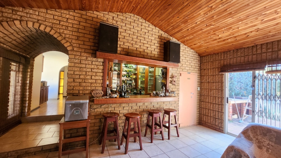 4 Bedroom Property for Sale in Wilkoppies North West